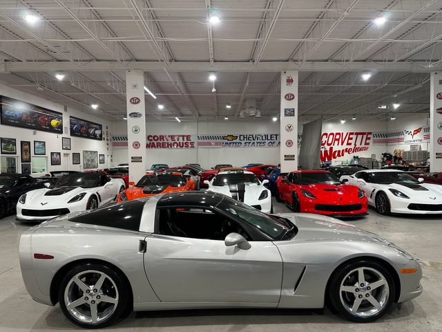 Used 2006 Chevrolet Corvette Coupe RWD image 6