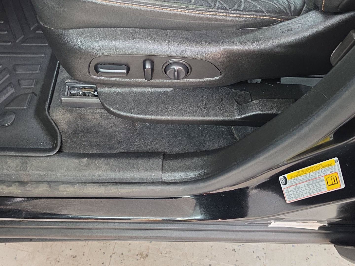 Used 2019 Chevrolet Traverse RS AWD/4WD image 17
