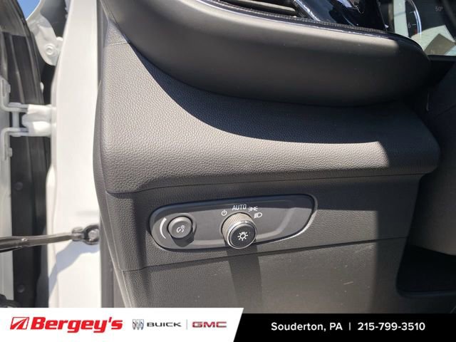 Certified 2023 Buick Envision Preferred w/ Sport Touring Package image 21