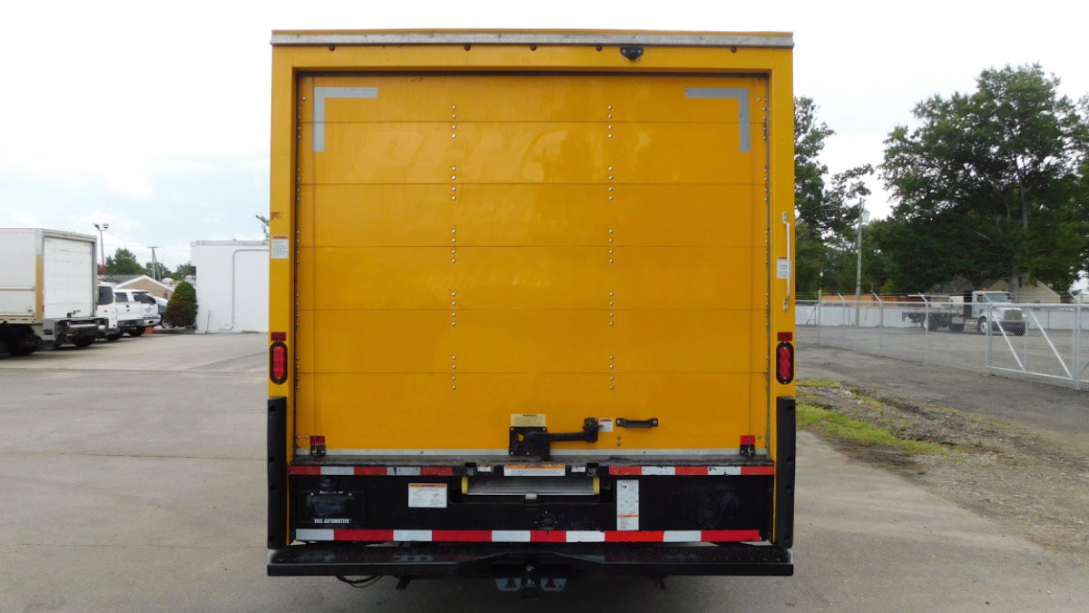Used 2021 GMC Savana 3500 Extended w/ Power Convenience Package image 5