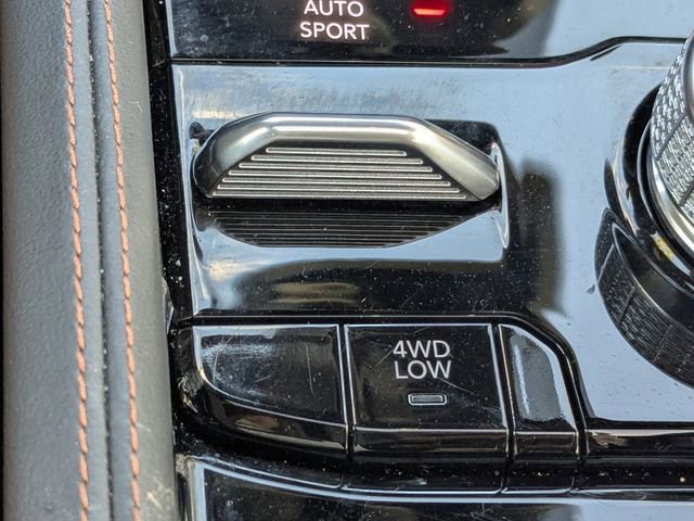 Used 2024 Jeep Grand Cherokee L Summit image 25