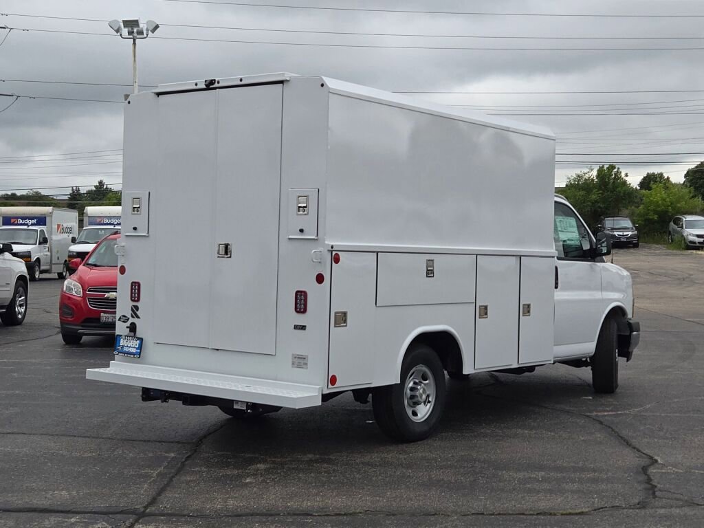 New 2025 Chevrolet Express 3500 w/ Power Convenience Package image 10