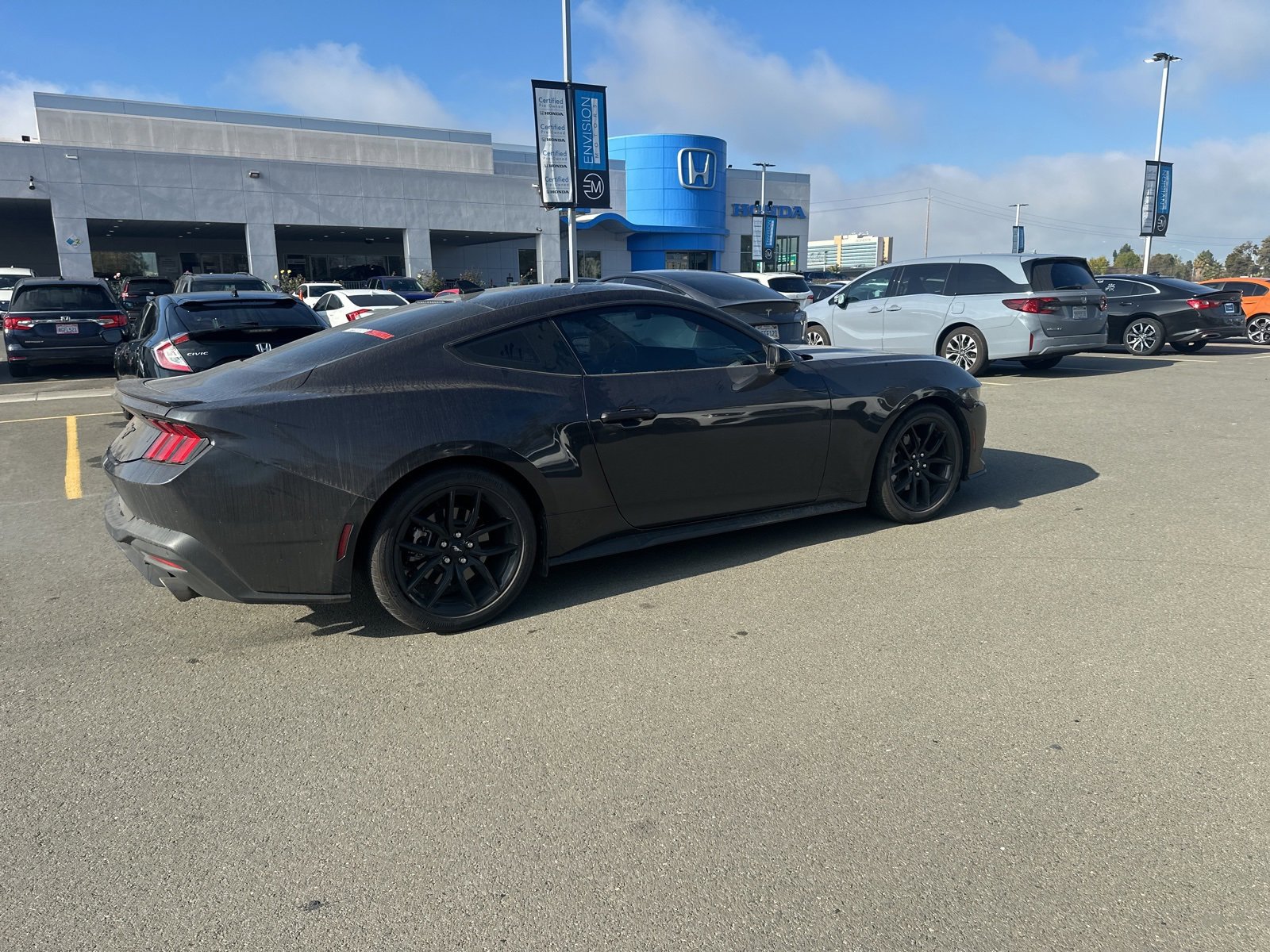 Used 2024 Ford Mustang Premium image 3