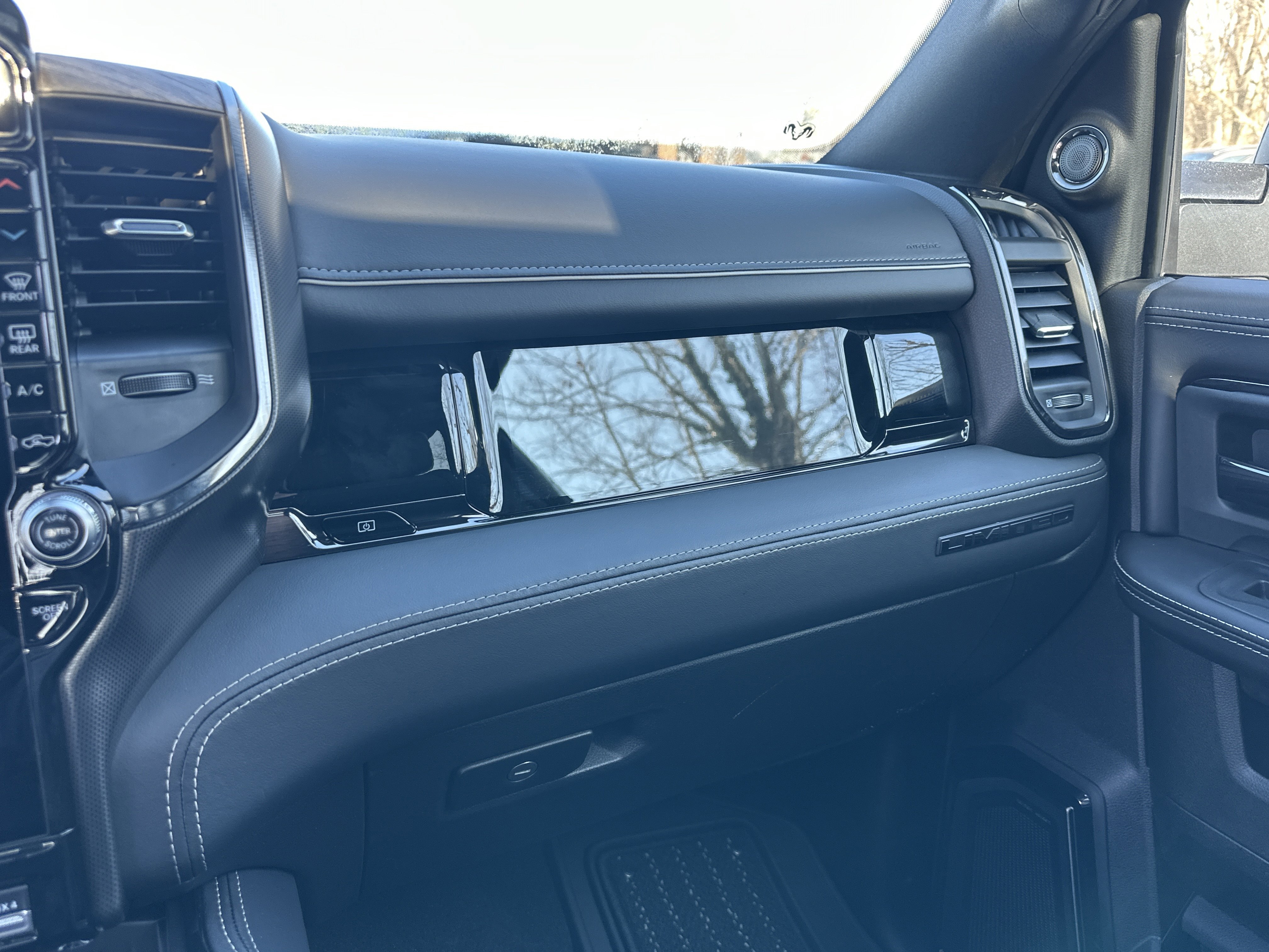 New 2026 RAM 2500 Limited image 8