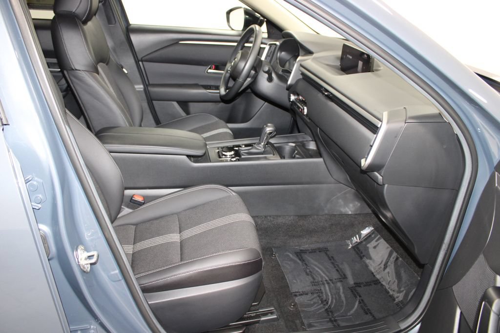 Used 2025 MAZDA CX-50 AWD 2.5 S w/ Weather Package image 26