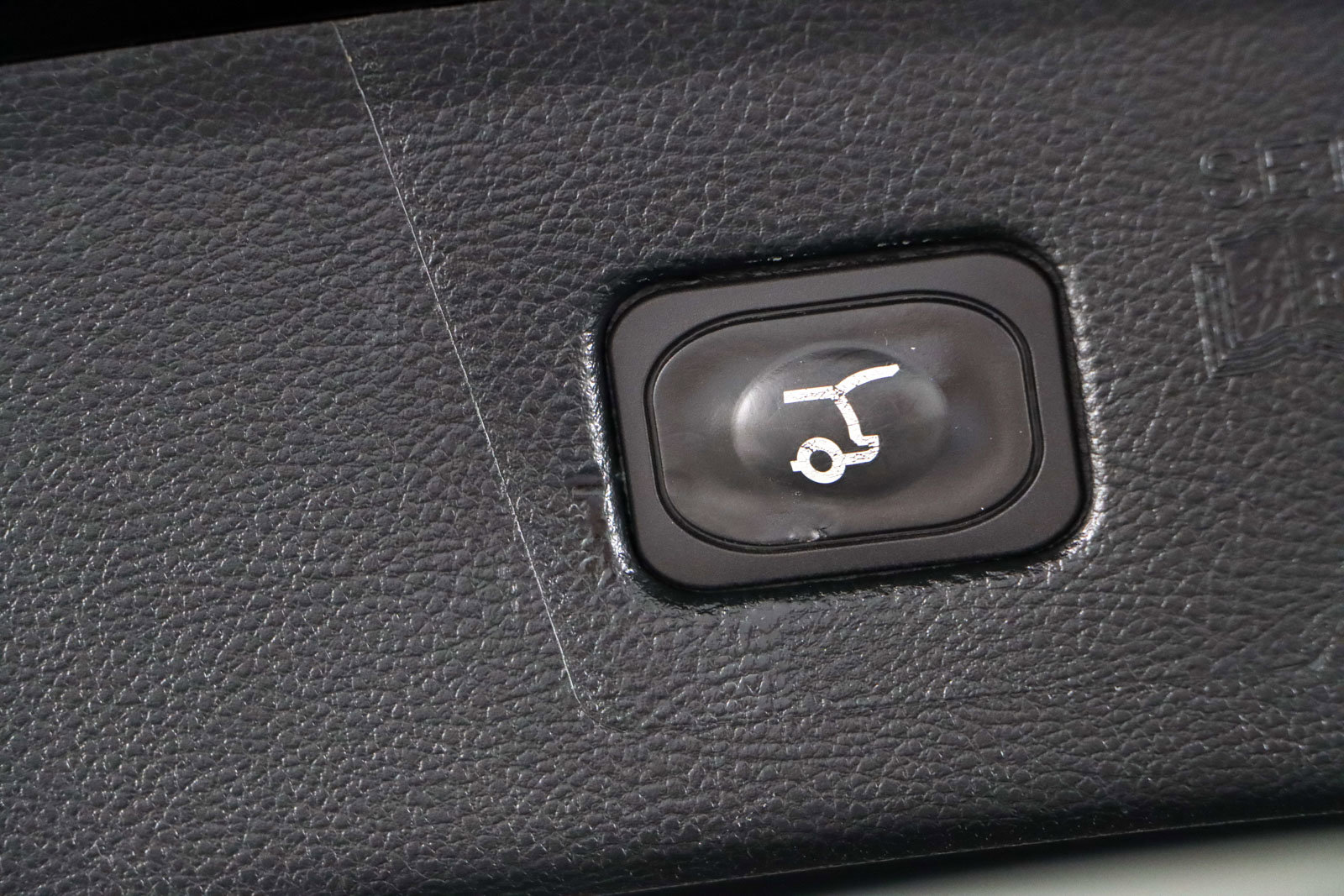 Used 2021 Ford Edge Titanium image 29