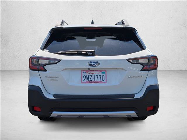 Certified 2025 Subaru Outback Limited AWD/4WD image 7