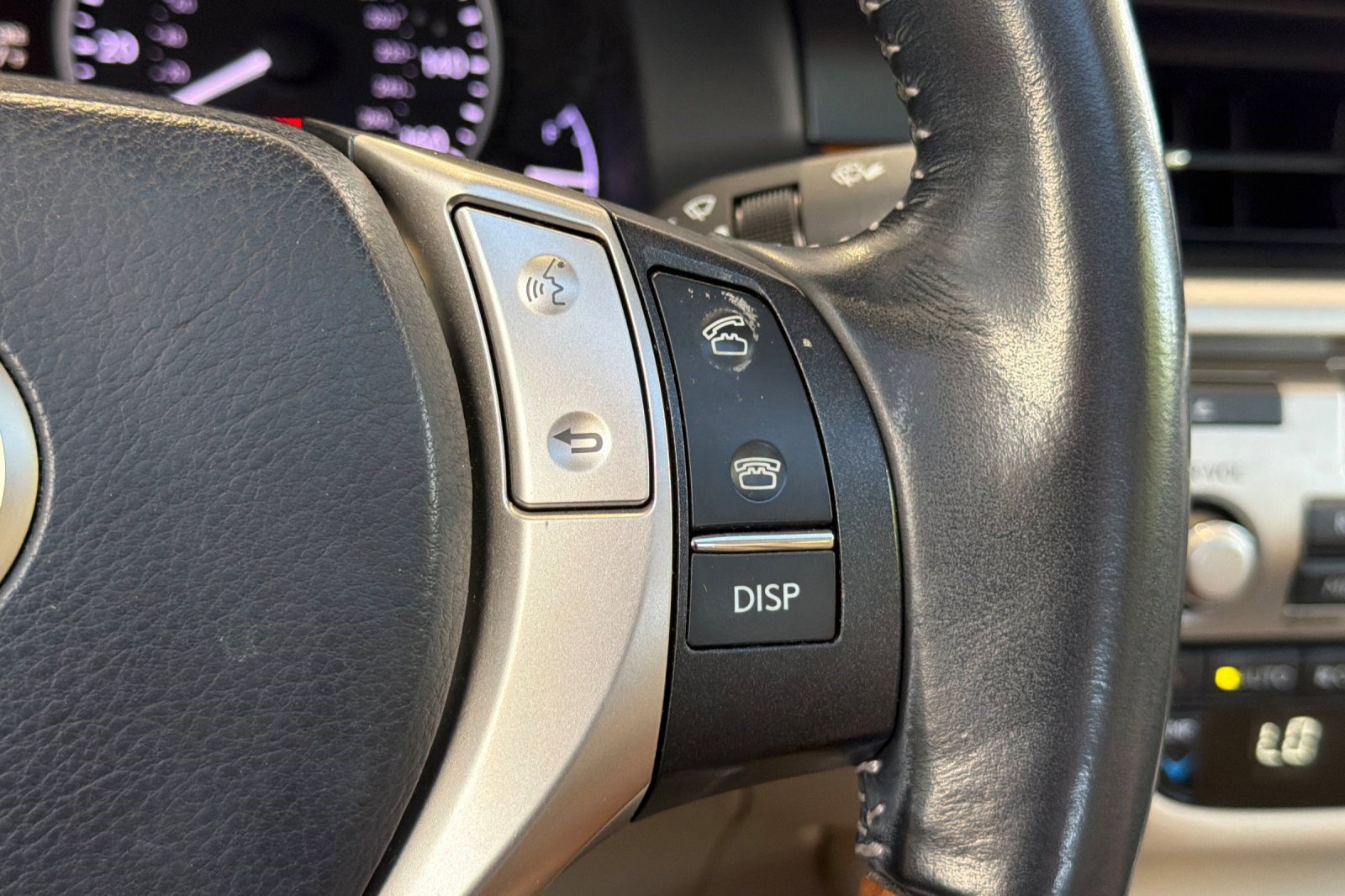 Used 2015 Lexus ES 300h w/ Navigation System Package FWD image 31