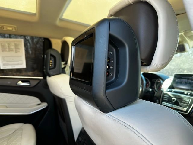 Used 2018 Mercedes-Benz GLS 550 4MATIC image 33