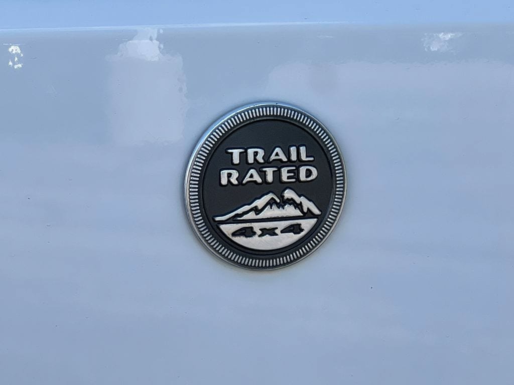 Used 2018 Jeep Wrangler Unlimited Sport S AWD/4WD image 32