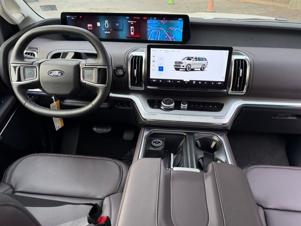 New 2027 Ford Expedition Max Platinum w/ Platinum Ultimate Package AWD/4WD image 10