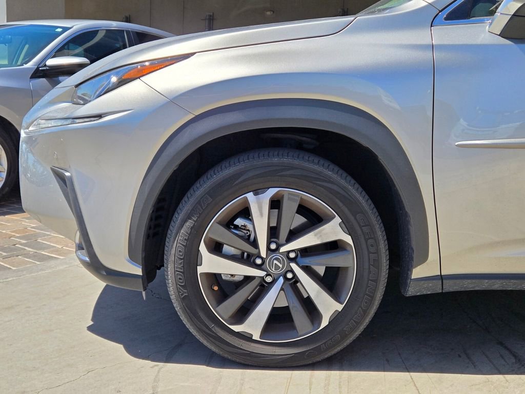 Used 2020 Lexus NX 300 FWD w/ Comfort Package image 5