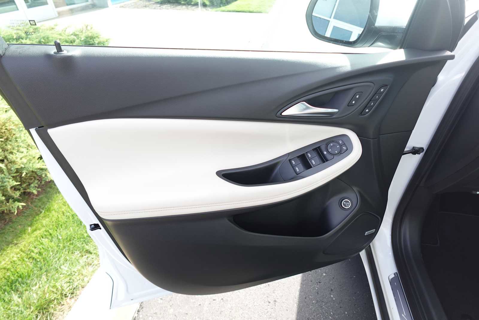 New 2026 Buick Encore GX Avenir w/ Avenir Convenience Package image 11
