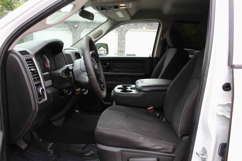 Used 2019 RAM 1500 Express w/ Express Value Package AWD/4WD image 22