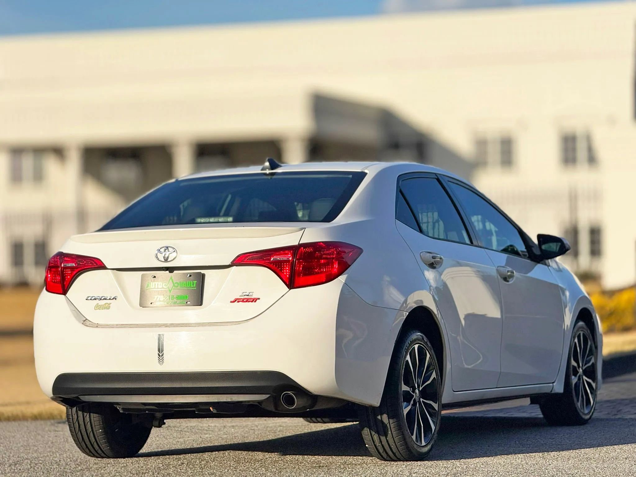 Used 2018 Toyota Corolla SE image 11