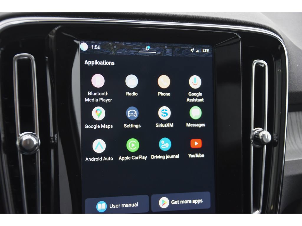 Certified 2025 Volvo XC40 B5 Core w/ Protection Package Premier image 17