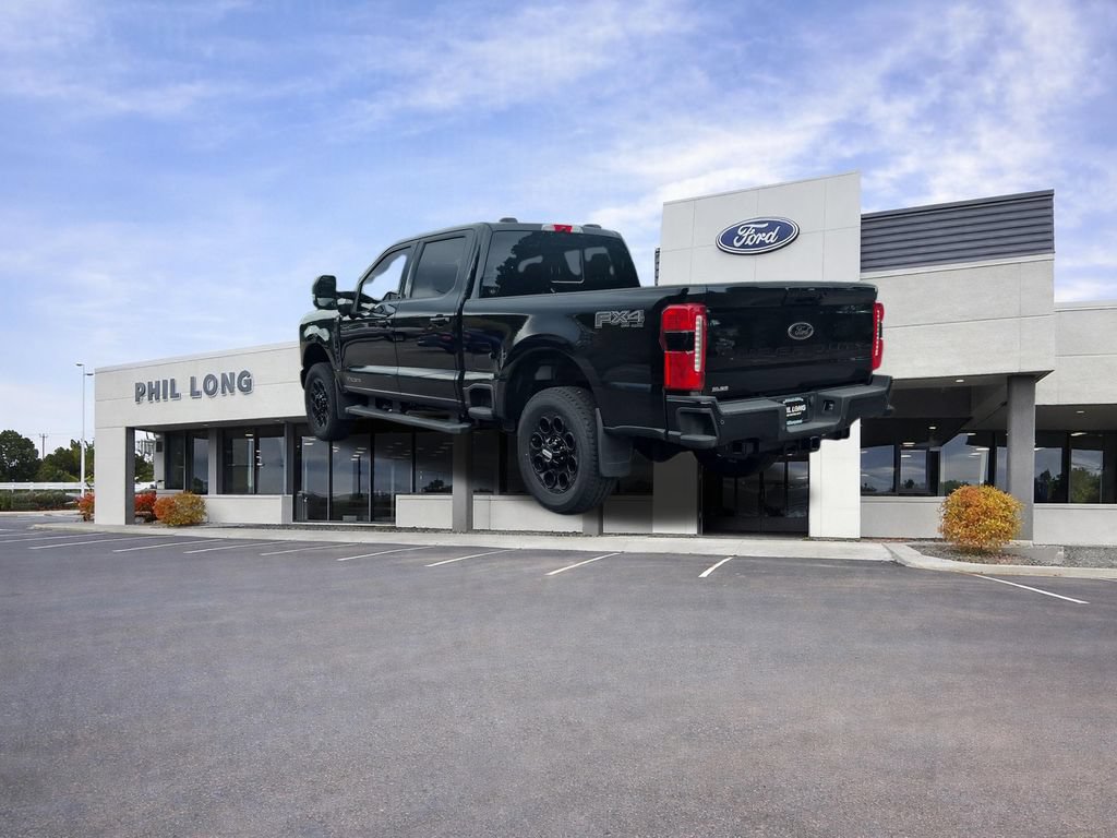 New 2026 Ford F350 XLT w/ XLT Premium Package AWD/4WD image 3