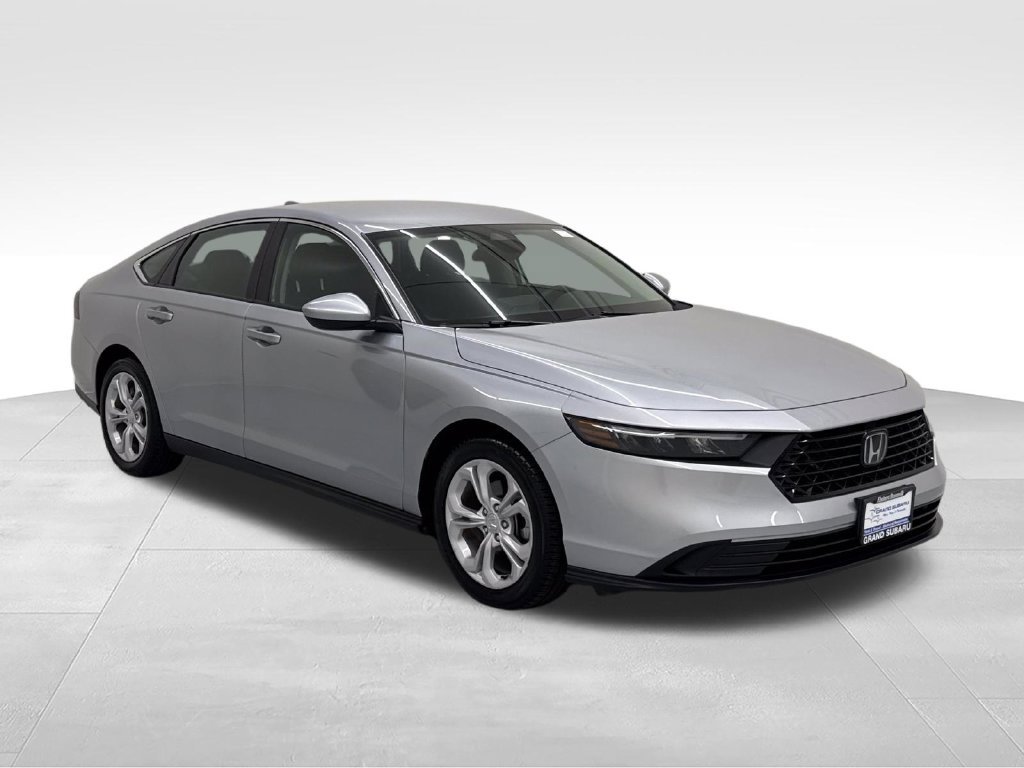 Used 2025 Honda Accord LX image 8