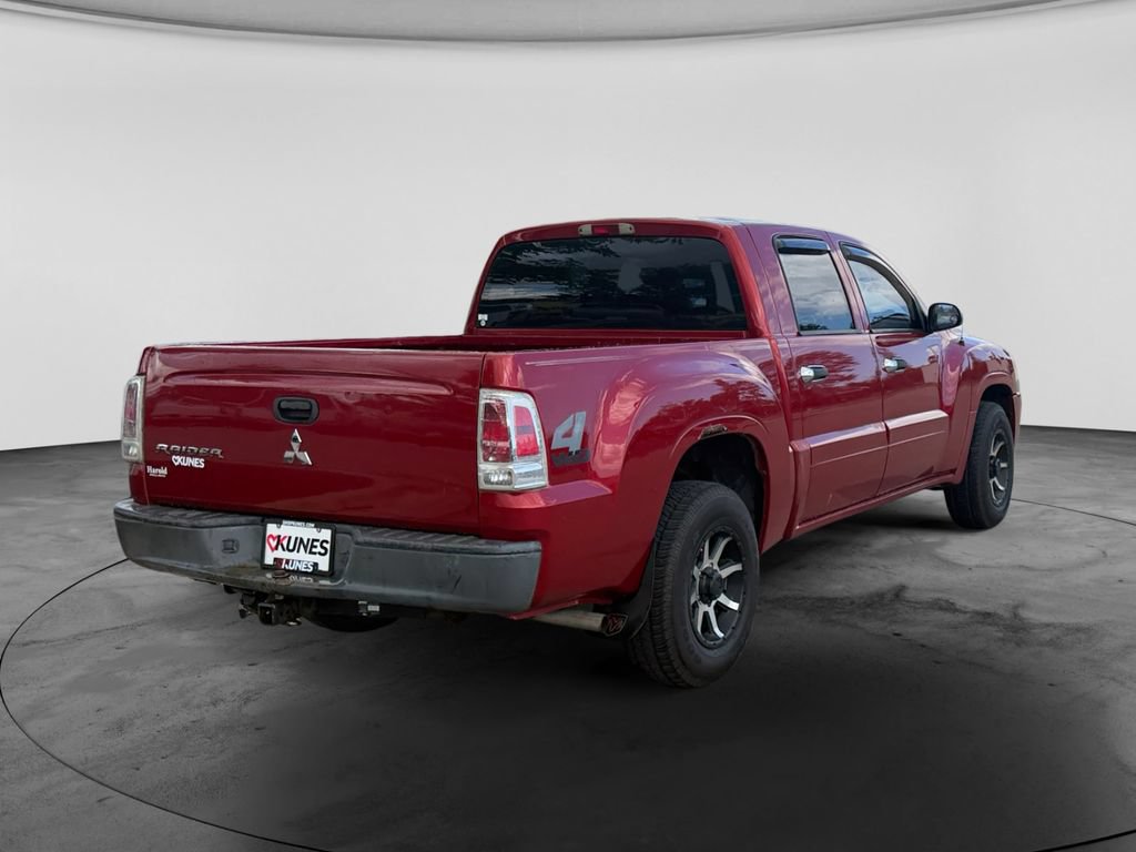 Used 2006 Mitsubishi Raider LS AWD/4WD image 10