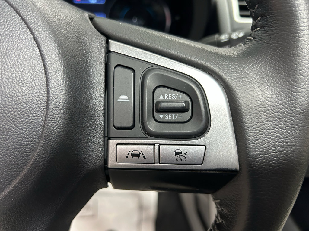 Used 2017 Subaru Forester 2.5i Limited AWD/4WD image 11