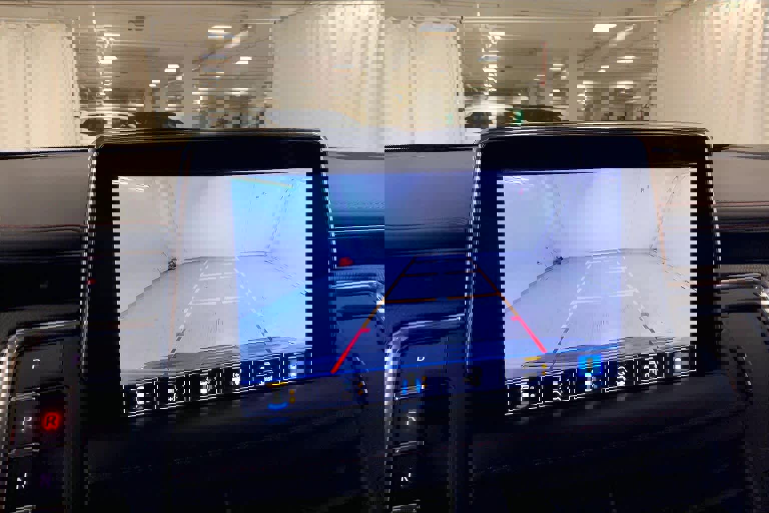 Used 2021 Chevrolet Tahoe RST w/ Luxury Package image 27