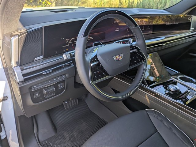 New 2026 Cadillac Escalade Luxury w/ Touring Package image 9