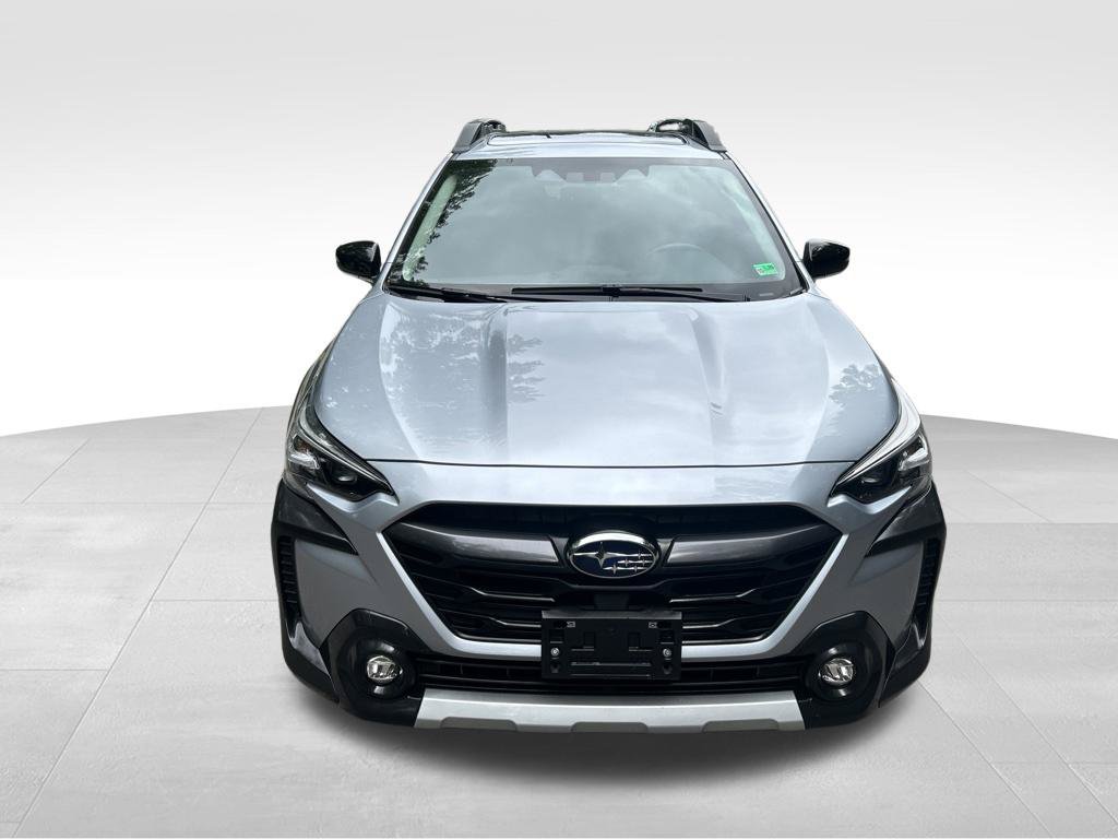 Used 2023 Subaru Outback Limited AWD/4WD image 9