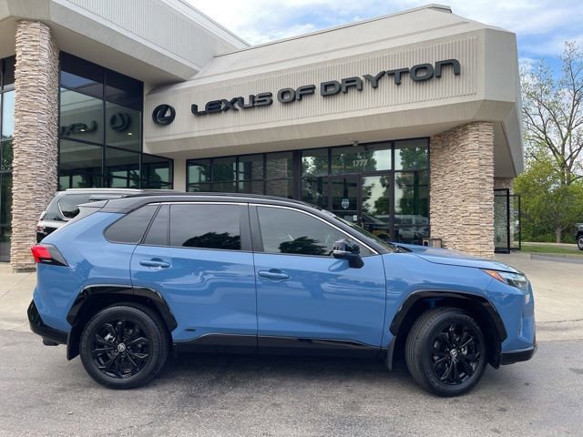 Used 2025 Toyota RAV4 XSE w/ Advanced Technology Package AWD/4WD image 2