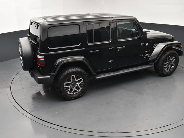 Used 2024 Jeep Wrangler Unlimited Sahara w/ Dual Top Group AWD/4WD image 15