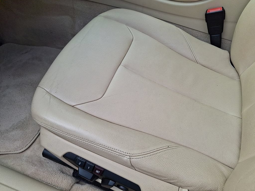 Used 2015 BMW 328i Sedan RWD image 13