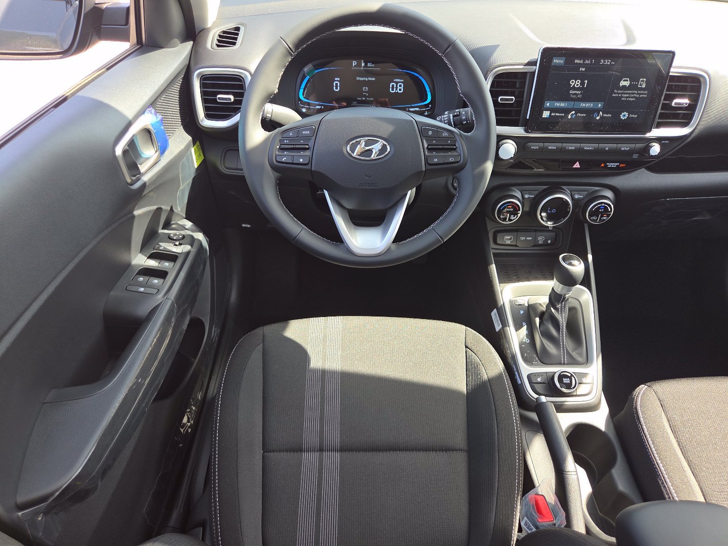 New 2026 Hyundai Venue SEL FWD image 27