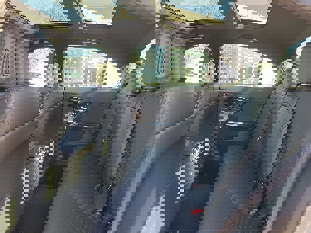 Used 2024 Mercedes-Benz C 300 4MATIC Sedan image 13