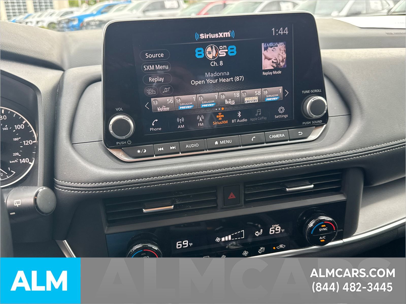 Used 2025 Nissan Rogue SV FWD image 33