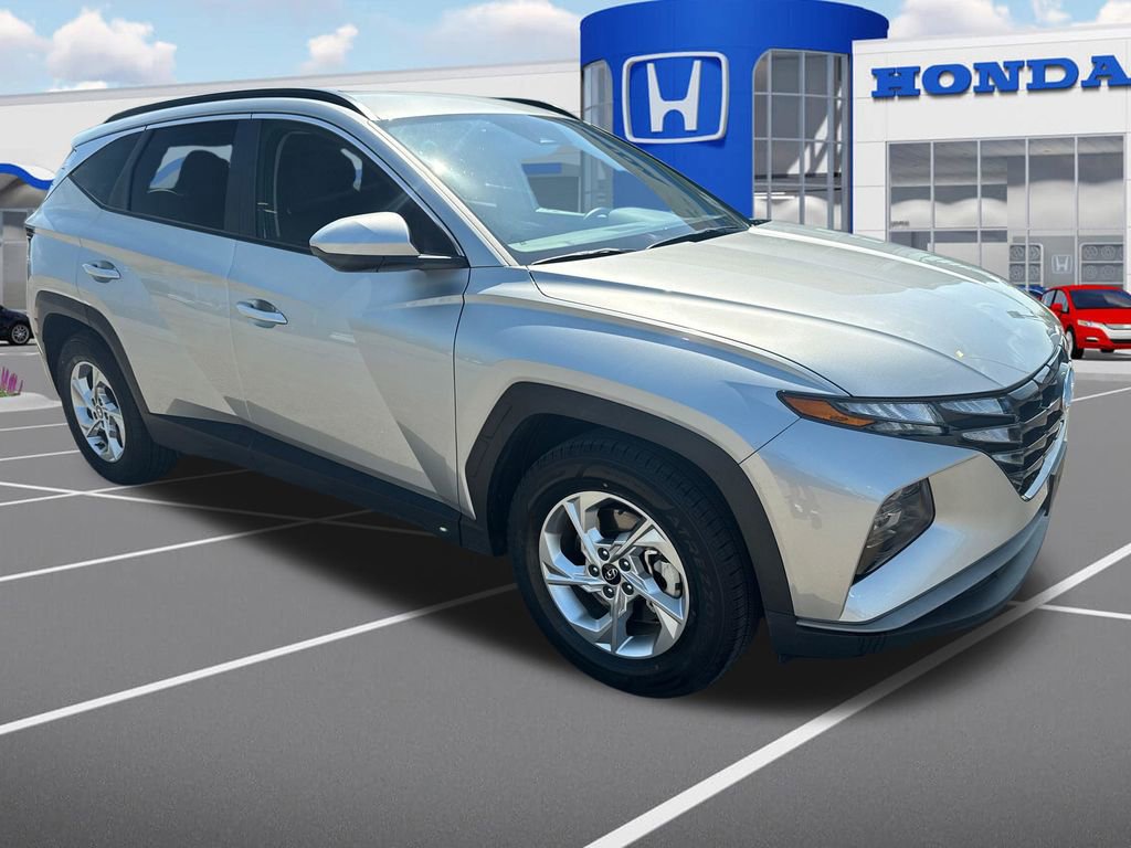 Used 2024 Hyundai Tucson SEL FWD image 1
