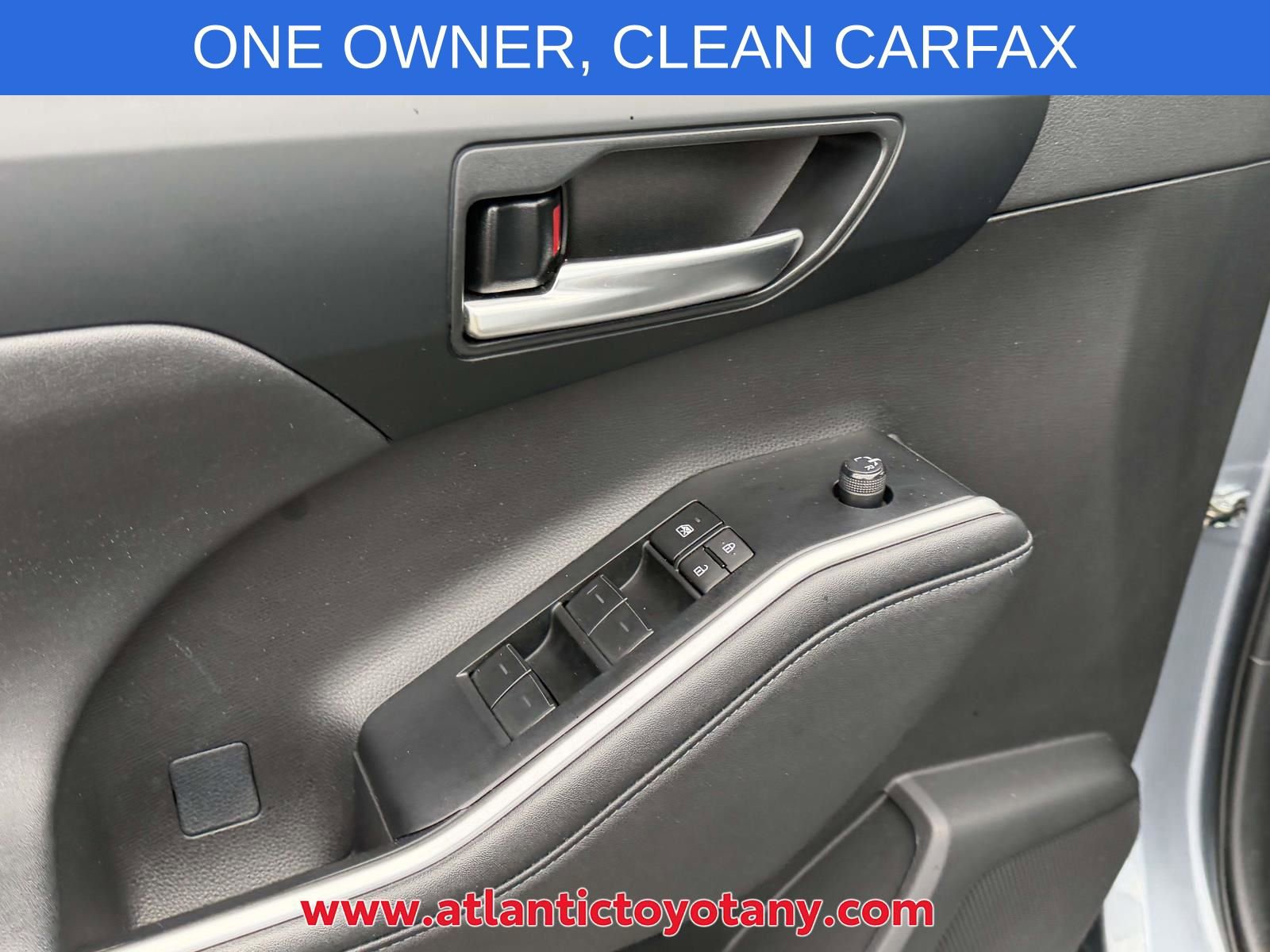 Used 2023 Toyota Highlander XLE AWD/4WD image 23