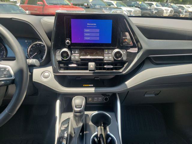 Certified 2024 Toyota Highlander XSE FWD image 26