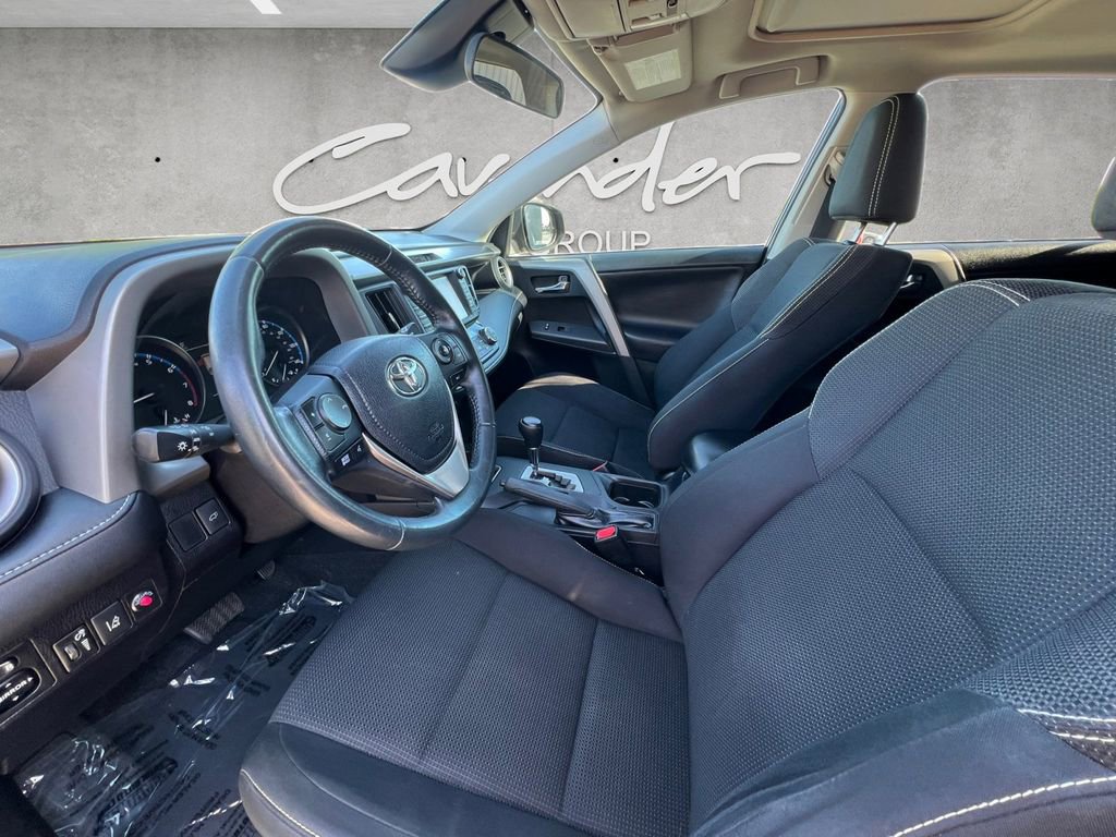 Used 2017 Toyota RAV4 XLE image 19