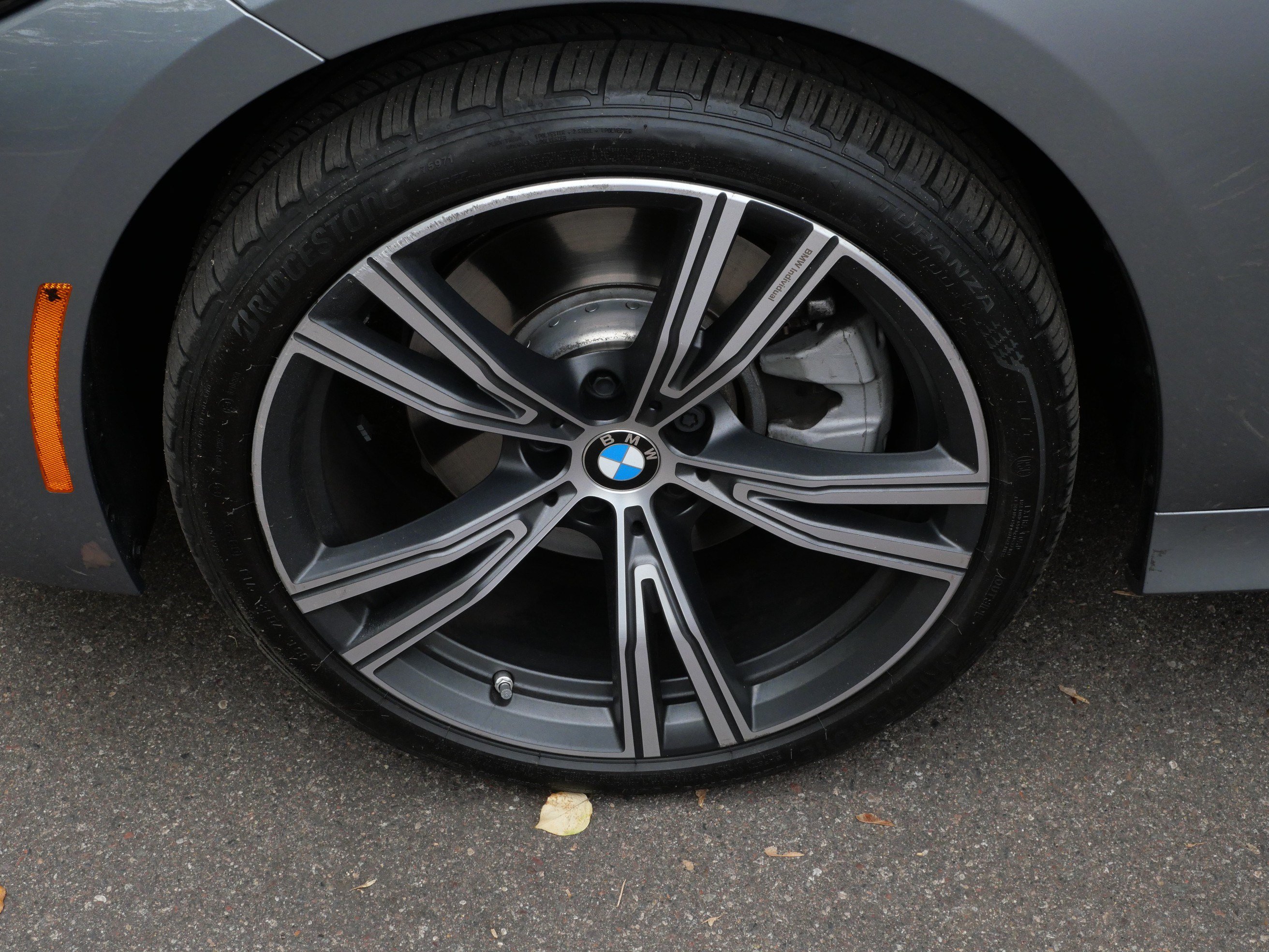 Used 2023 BMW 330i xDrive Sedan w/ Premium Package AWD/4WD image 15