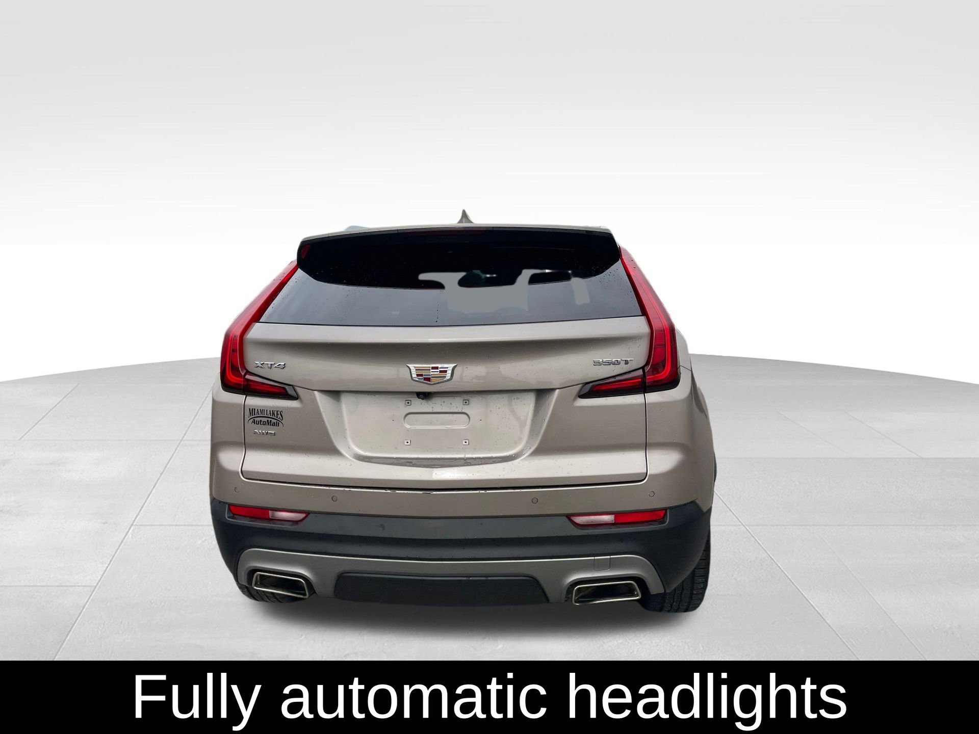 Used 2023 Cadillac XT4 Premium Luxury image 7