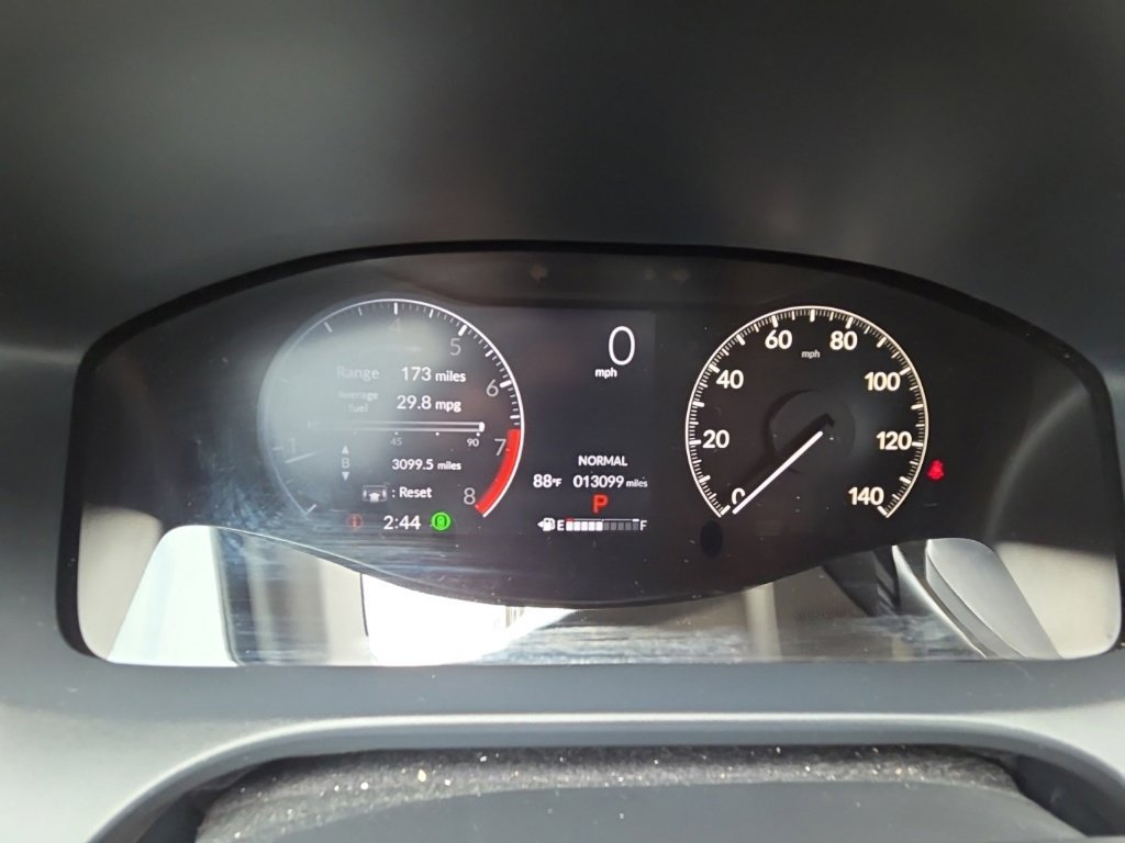 Used 2025 Honda HR-V LX image 25