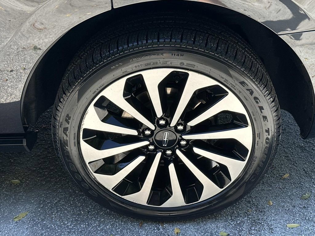 Certified 2024 Lincoln Navigator Reserve image 21