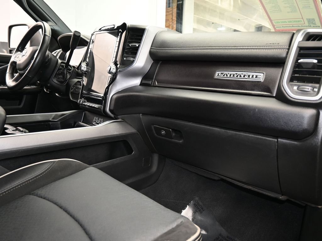 Used 2024 RAM 3500 Laramie w/ Night Edition image 59