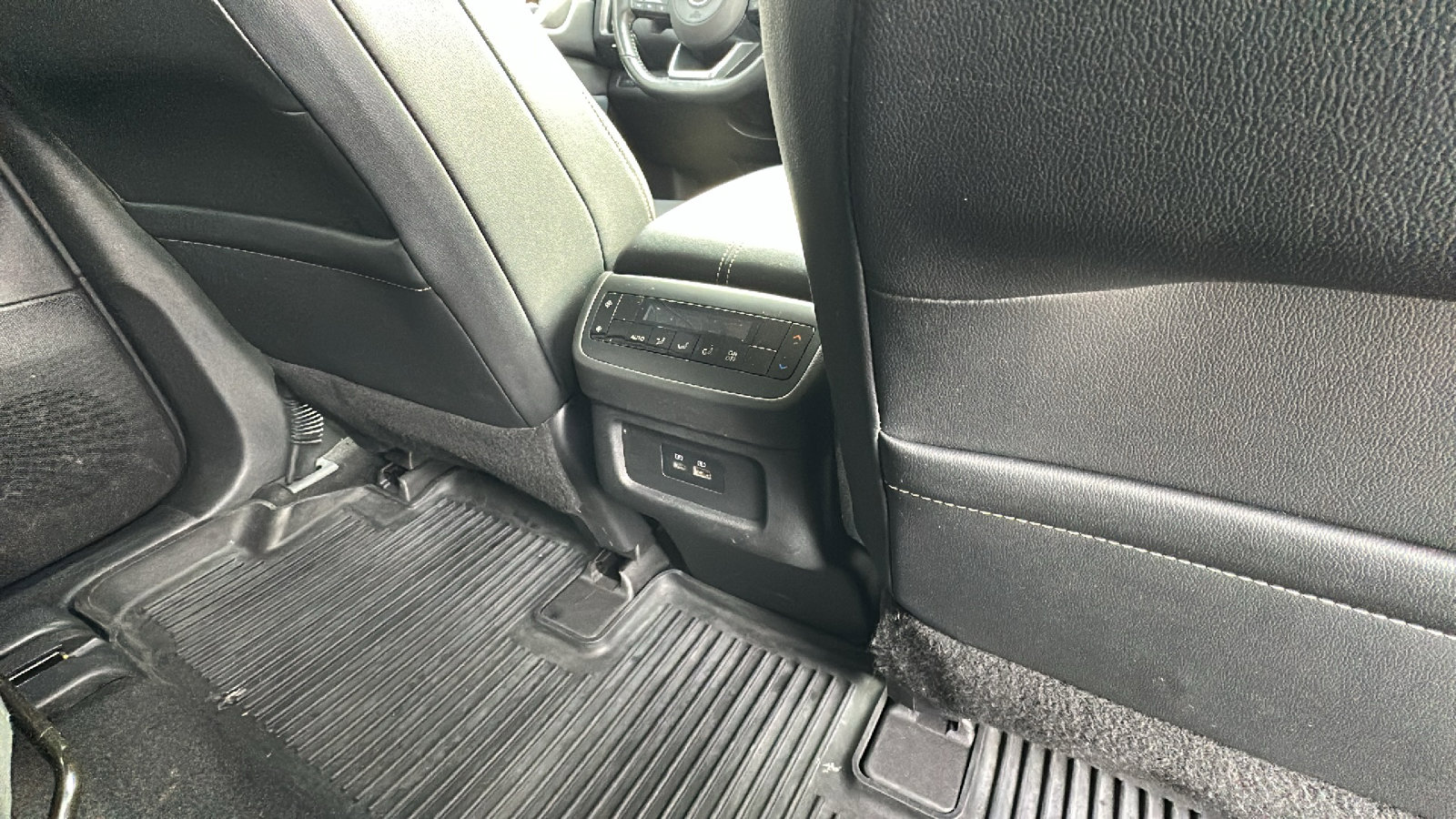 Certified 2022 Nissan Pathfinder SL image 26