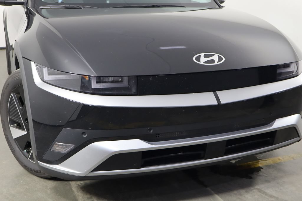 Used 2025 Hyundai Ioniq 5 SE RWD image 42