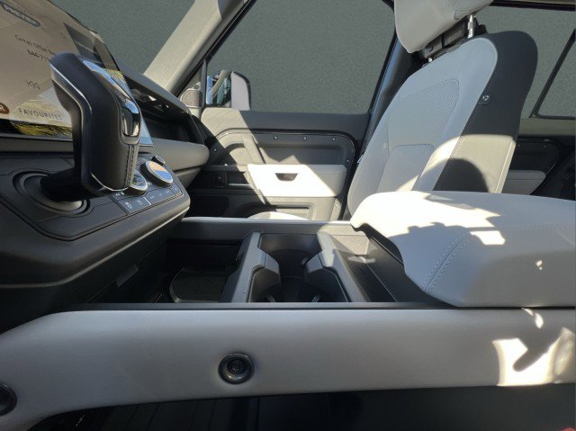 New 2026 Land Rover Defender 130 S image 27