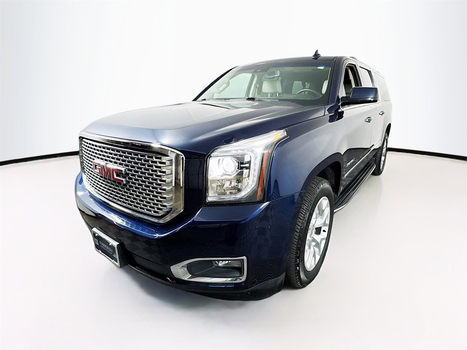 Used 2017 GMC Yukon XL Denali w/ Open Road Package image 3