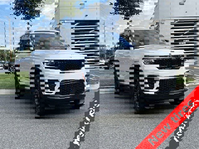 Certified 2023 Jeep Grand Cherokee Altitude