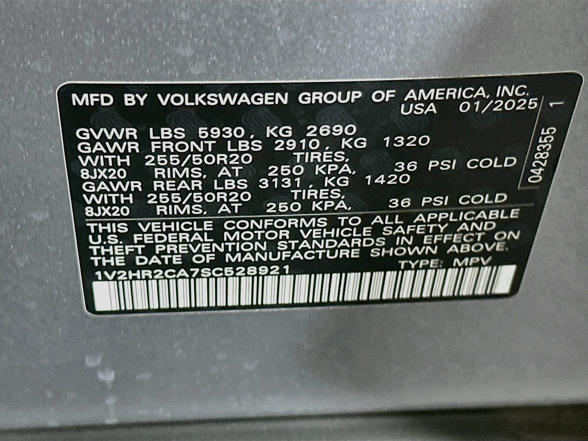 Used 2025 Volkswagen Atlas SE AWD/4WD image 12