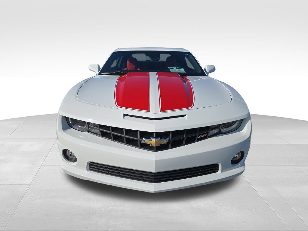 Used 2010 Chevrolet Camaro SS w/ RS Package RWD image 9