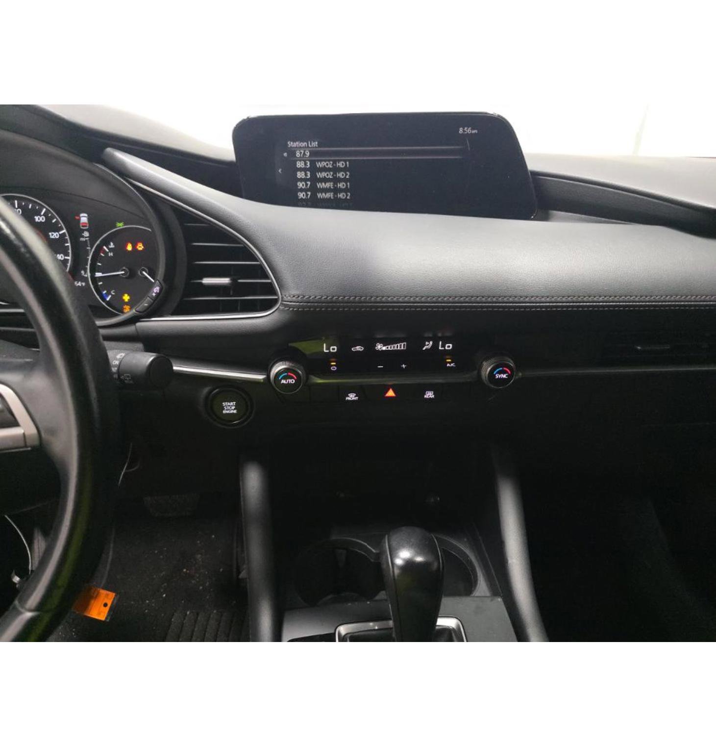 Used 2022 MAZDA MAZDA3 s image 22